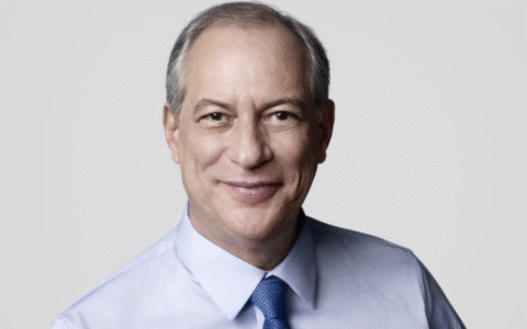 Ciro Gomes é condenado a pagar indenização por declarações ofensivas contra prefeita