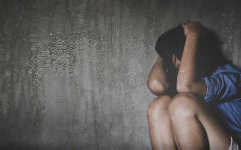 Crime de estupro: entenda as agravantes e punições previstas em lei