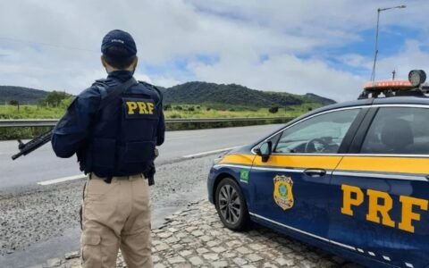 PRF apreende 23 kg de skunk na BR-060, em Jataí