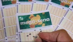 Quina da Mega-Sena premia quatro apostas em Goiás; prêmio principal acumula