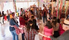 Projeto Laços leva celebração junina a idosos do Recanto Dom Orione