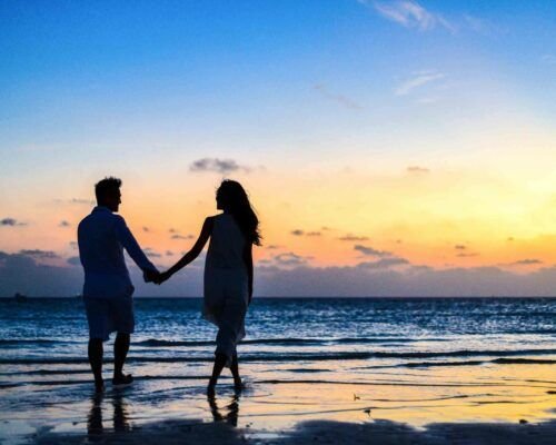 Casamento já não está nos planos de 1 em cada 4 adultos