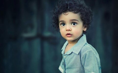 Mais de 6 mil crianças aguardam creche em Goiânia