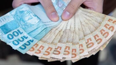 Empregadores têm até sábado para entregar informe de rendimento