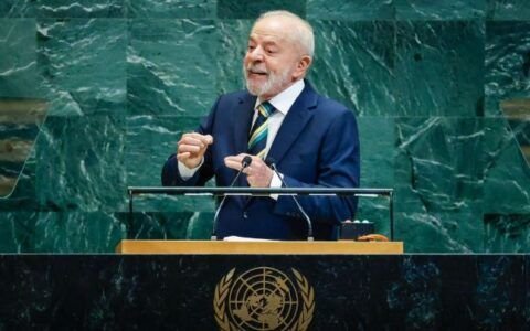 Lula apresenta balanço de 2025 e diz que país fechou o ano mais forte na economia e no social