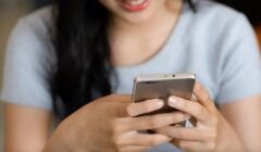 Especialistas alertam para impactos do hábito de assistir a vídeos acelerados no dia a dia