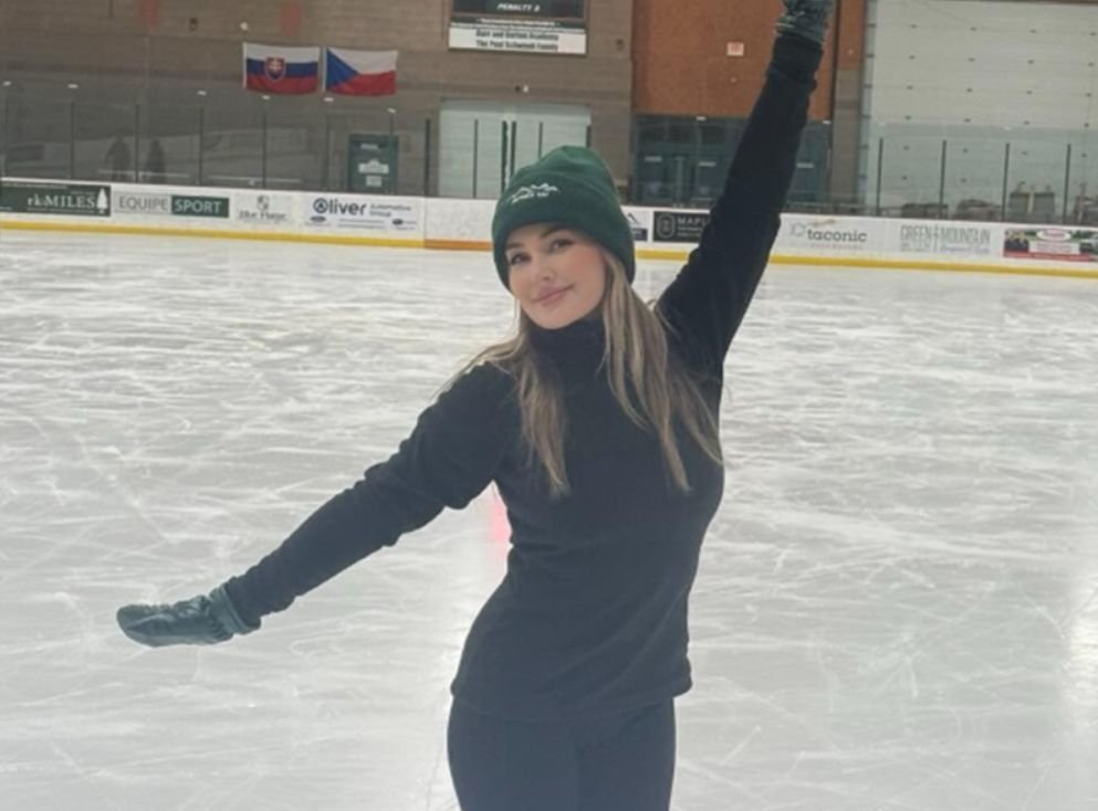 Influenciadora lucra ao vender comida mastigada a seguidores