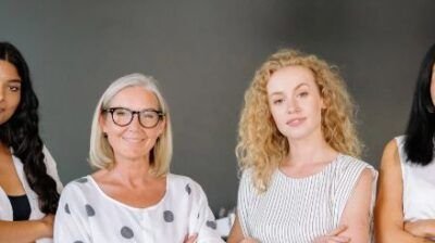 Mulheres são alvo de propostas, mas ficam fora do poder, diz estudo