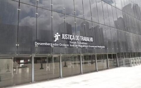 Justiça reconhece assédio contra funcionária por idade