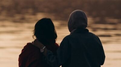 Relação entre amigos com intimidade avança e muda padrões afetivos