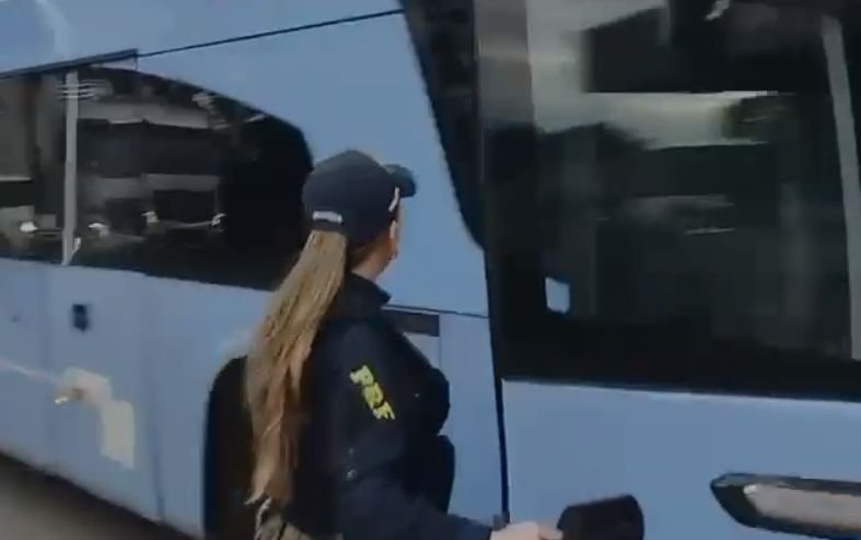 Mãe reencontra filho após mais de um ano com ajuda da PRF