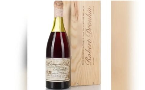 Vinho raro de 1945 bate recorde e é vendido por milhões