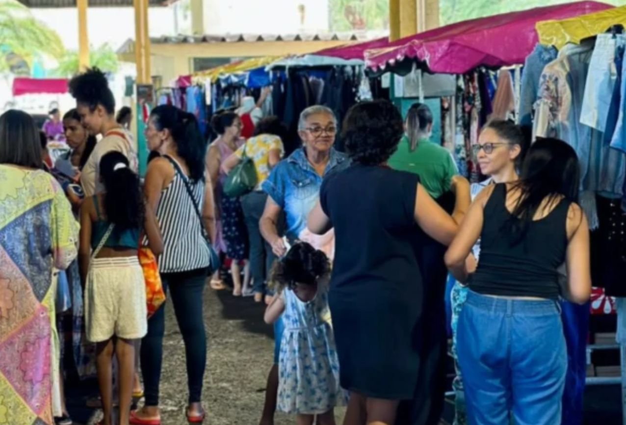 Evento com 40 brechós e adoção de animais acontece neste domingo em Goiânia