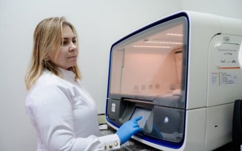 Goiás Todo Rosa vira modelo nacional ao ampliar diagnóstico de câncer de mama no SUS