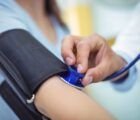 Pressão alta aumenta silenciosamente em adultos cada vez mais novos, alerta especialista