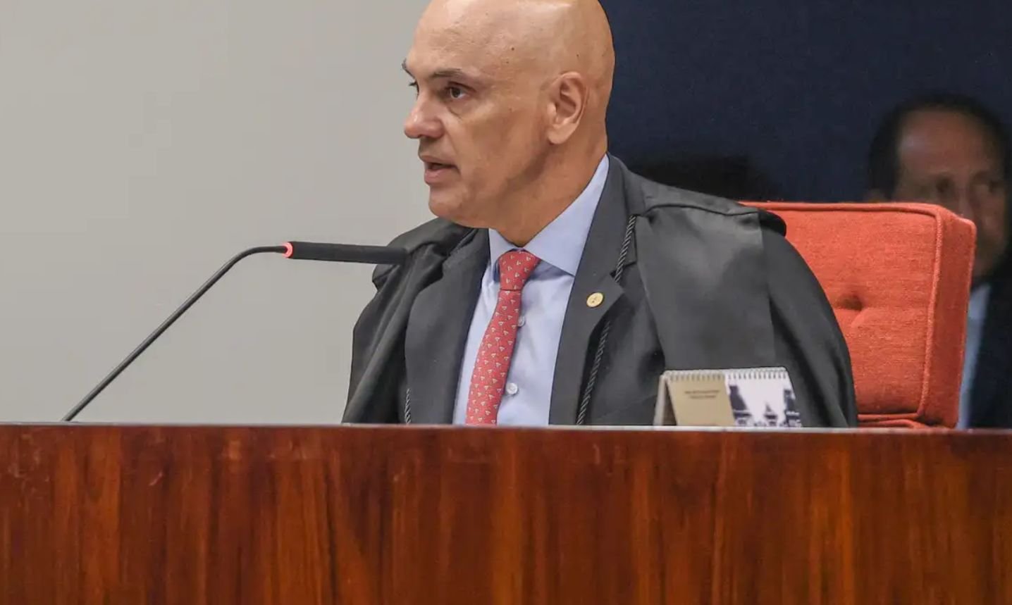 Moraes nega uso de jatinhos de banqueiro investigado