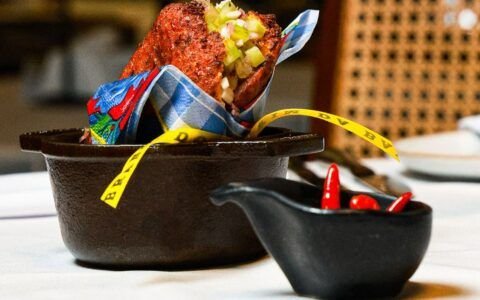 Chef transforma pamonha em releitura inspirada no acarajé no Goiás Gastronomia