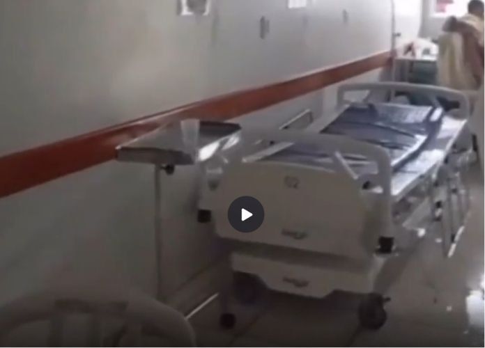 Forte chuva provoca vazamentos em UPA e assusta pacientes em Trindade