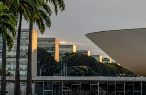 Congresso se aproxima do recesso sem votar PEC 6x1 e PL da Misoginia