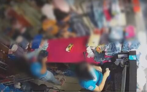 Vídeo mostra vendedora furtando dinheiro do caixa em loja de Goiânia