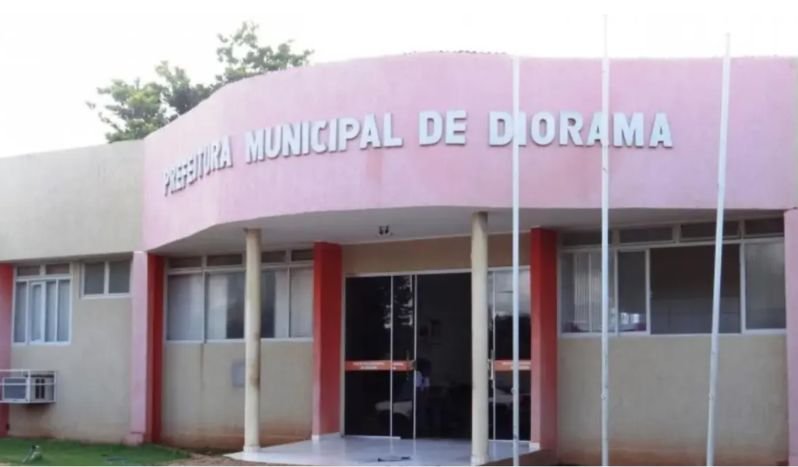 Prefeitura de Diorama abre processo seletivo com salários de até R$ 3,6 mil