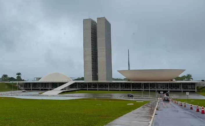 Goiás tem 10 candidatos confirmados na disputa pelo Senado em 2026