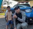 Menino pede ajuda à PM após briga com o próprio tio