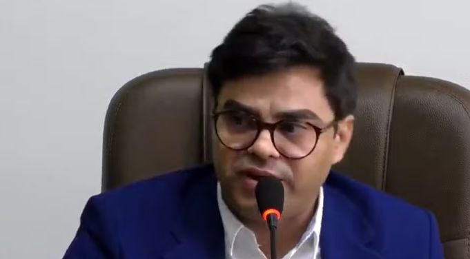 Vereador é indiciado por importunação sexual contra estagiária