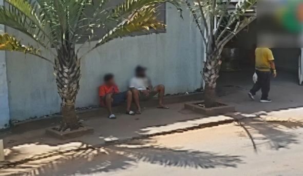 Após sacar aposentadoria, idoso é atacado e roubado em Goianira