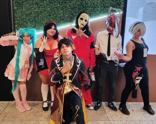 Garavelo Geek reúne games, cosplay, K-Pop e tecnologia em Aparecida