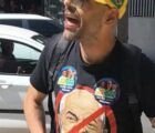 Deputado mostra arma durante discussão com militantes do PSOL