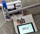 Eleitor joga urna eletrônica no chão e acaba detido