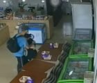 Funcionária reage a tentativa de estupro e suspeito morre em Goiás; assista